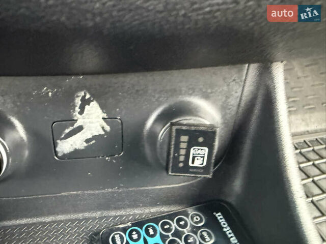 Зеленый Хендай Гетц, объемом двигателя 1.4 л и пробегом 212 тыс. км за 3600 $, фото 18 на Automoto.ua