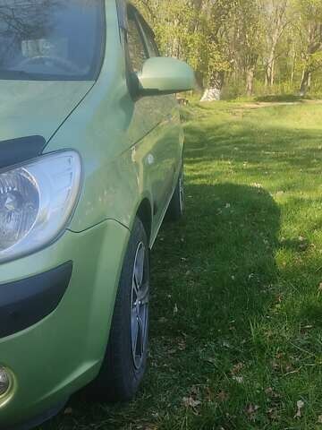 Зеленый Хендай Гетц, объемом двигателя 1.4 л и пробегом 120 тыс. км за 5850 $, фото 6 на Automoto.ua