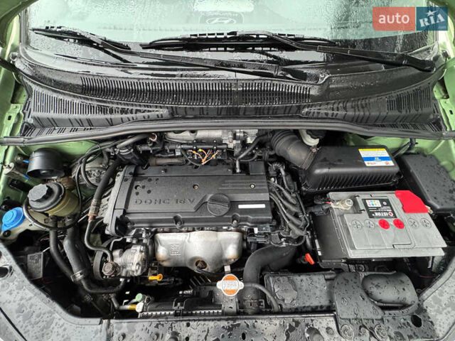 Зеленый Хендай Гетц, объемом двигателя 1.4 л и пробегом 179 тыс. км за 5800 $, фото 6 на Automoto.ua