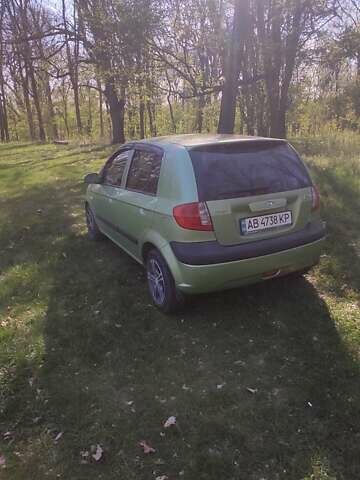 Зеленый Хендай Гетц, объемом двигателя 1.4 л и пробегом 120 тыс. км за 5850 $, фото 4 на Automoto.ua