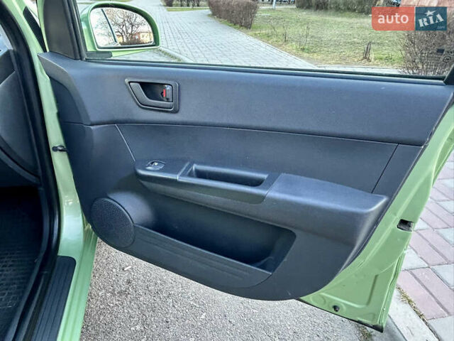 Зелений Хендай Гетц, об'ємом двигуна 1.4 л та пробігом 174 тис. км за 6400 $, фото 17 на Automoto.ua
