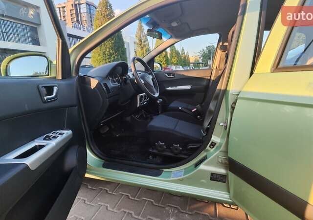 Зеленый Хендай Гетц, объемом двигателя 1.4 л и пробегом 120 тыс. км за 6800 $, фото 4 на Automoto.ua