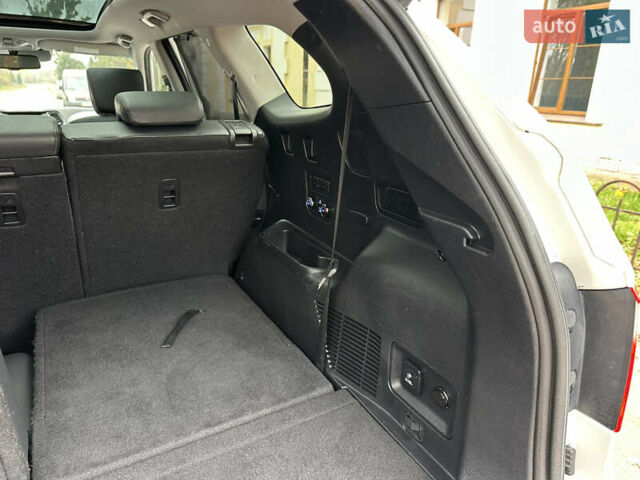 Белый Хендай Гранд Санта Фе, объемом двигателя 2.2 л и пробегом 208 тыс. км за 17700 $, фото 25 на Automoto.ua