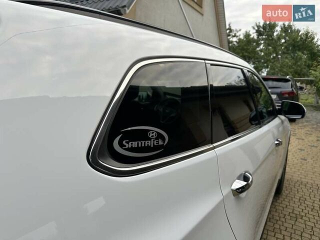 Белый Хендай Гранд Санта Фе, объемом двигателя 2.2 л и пробегом 231 тыс. км за 19197 $, фото 138 на Automoto.ua