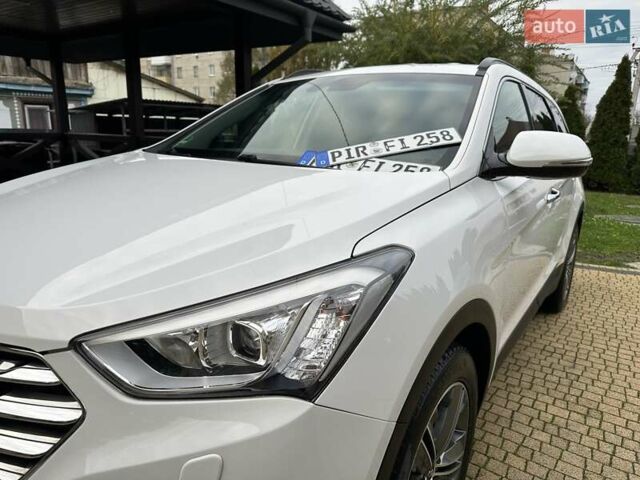 Белый Хендай Гранд Санта Фе, объемом двигателя 2.2 л и пробегом 231 тыс. км за 19197 $, фото 110 на Automoto.ua