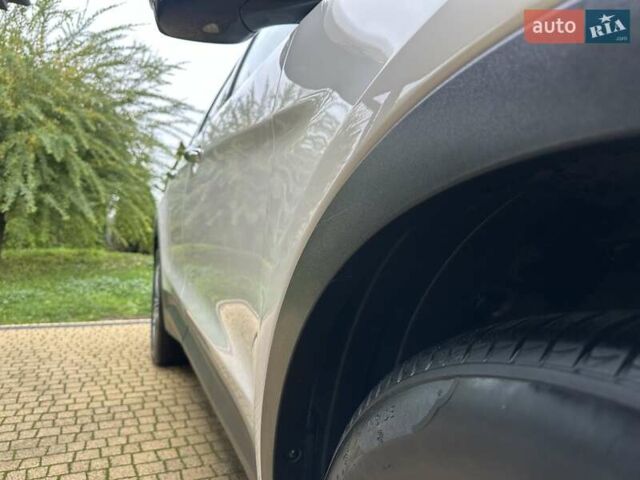 Белый Хендай Гранд Санта Фе, объемом двигателя 2.2 л и пробегом 231 тыс. км за 19197 $, фото 127 на Automoto.ua