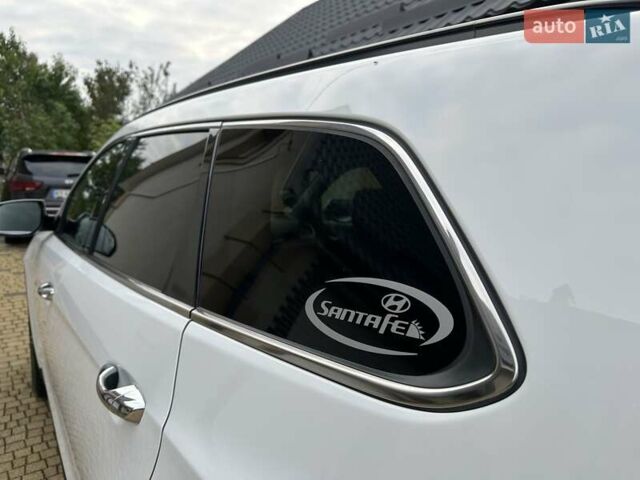 Белый Хендай Гранд Санта Фе, объемом двигателя 2.2 л и пробегом 231 тыс. км за 19197 $, фото 119 на Automoto.ua