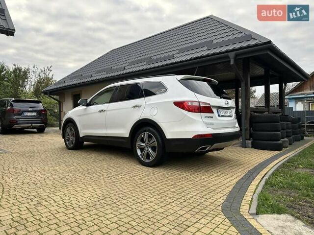 Белый Хендай Гранд Санта Фе, объемом двигателя 2.2 л и пробегом 231 тыс. км за 19197 $, фото 94 на Automoto.ua