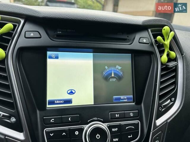 Белый Хендай Гранд Санта Фе, объемом двигателя 2.2 л и пробегом 231 тыс. км за 19197 $, фото 22 на Automoto.ua