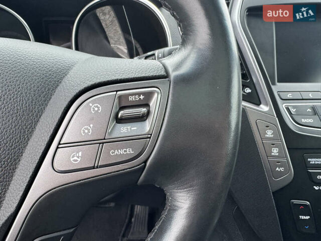 Белый Хендай Гранд Санта Фе, объемом двигателя 2.2 л и пробегом 149 тыс. км за 20777 $, фото 35 на Automoto.ua