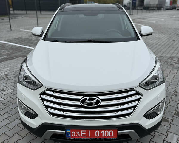 Белый Хендай Гранд Санта Фе, объемом двигателя 2.2 л и пробегом 149 тыс. км за 20777 $, фото 8 на Automoto.ua