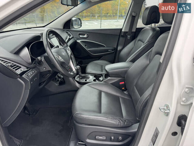 Белый Хендай Гранд Санта Фе, объемом двигателя 2.2 л и пробегом 149 тыс. км за 20777 $, фото 15 на Automoto.ua