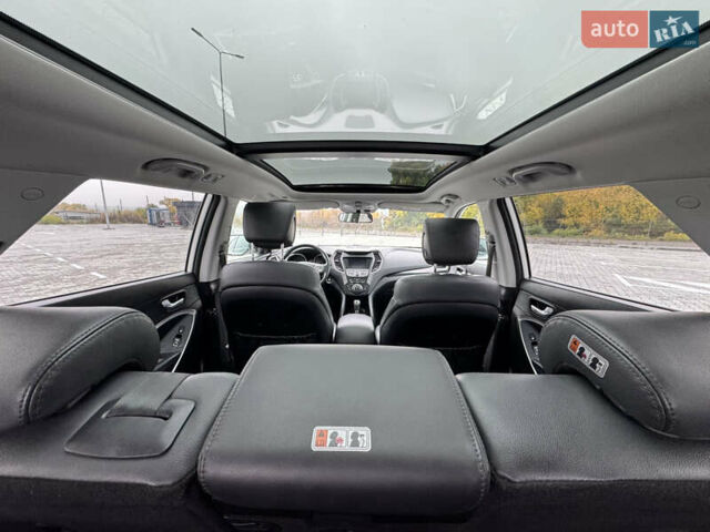 Белый Хендай Гранд Санта Фе, объемом двигателя 2.2 л и пробегом 149 тыс. км за 20777 $, фото 21 на Automoto.ua