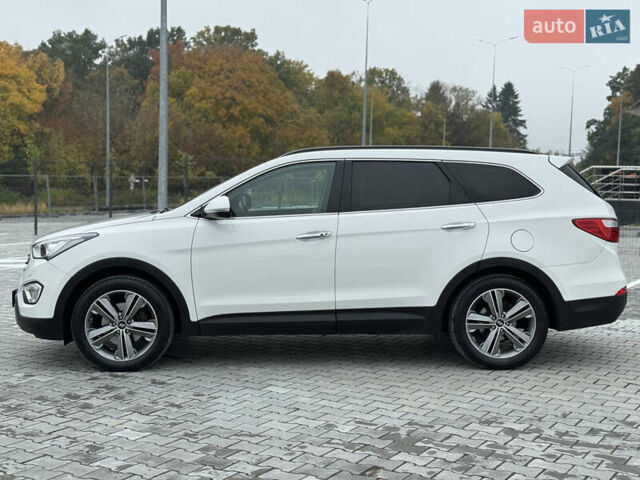 Белый Хендай Гранд Санта Фе, объемом двигателя 2.2 л и пробегом 149 тыс. км за 20777 $, фото 7 на Automoto.ua