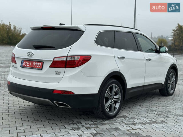 Белый Хендай Гранд Санта Фе, объемом двигателя 2.2 л и пробегом 149 тыс. км за 20777 $, фото 4 на Automoto.ua