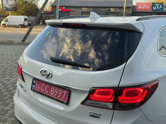 Белый Хендай Гранд Санта Фе, объемом двигателя 2.2 л и пробегом 118 тыс. км за 26950 $, фото 34 на Automoto.ua