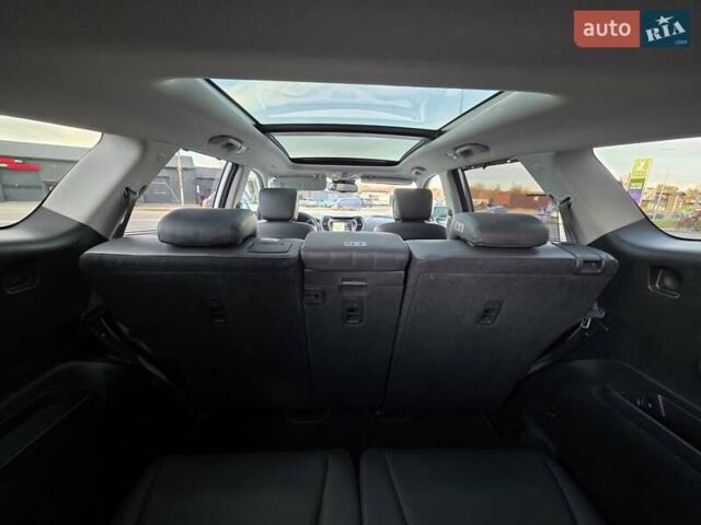 Белый Хендай Гранд Санта Фе, объемом двигателя 2.2 л и пробегом 118 тыс. км за 26950 $, фото 80 на Automoto.ua