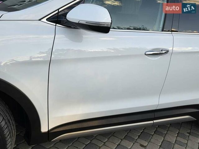 Белый Хендай Гранд Санта Фе, объемом двигателя 2.2 л и пробегом 118 тыс. км за 26950 $, фото 19 на Automoto.ua