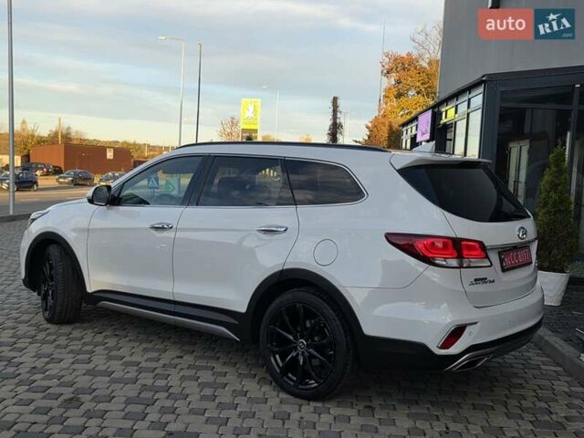 Белый Хендай Гранд Санта Фе, объемом двигателя 2.2 л и пробегом 118 тыс. км за 26950 $, фото 31 на Automoto.ua