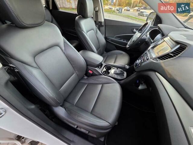 Белый Хендай Гранд Санта Фе, объемом двигателя 2.2 л и пробегом 118 тыс. км за 26950 $, фото 67 на Automoto.ua