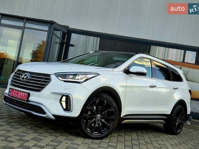 Белый Хендай Гранд Санта Фе, объемом двигателя 2.2 л и пробегом 118 тыс. км за 26950 $, фото 6 на Automoto.ua