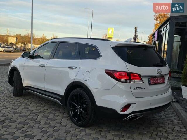 Белый Хендай Гранд Санта Фе, объемом двигателя 2.2 л и пробегом 118 тыс. км за 26950 $, фото 25 на Automoto.ua