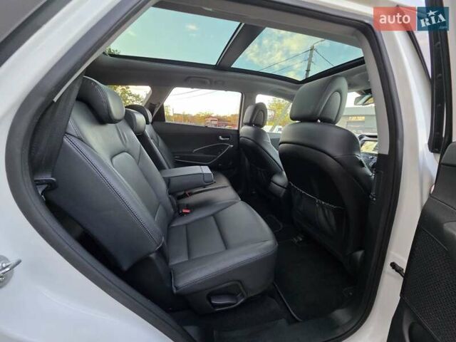 Белый Хендай Гранд Санта Фе, объемом двигателя 2.2 л и пробегом 118 тыс. км за 26950 $, фото 73 на Automoto.ua