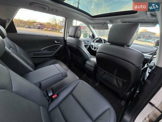 Белый Хендай Гранд Санта Фе, объемом двигателя 2.2 л и пробегом 118 тыс. км за 26950 $, фото 69 на Automoto.ua