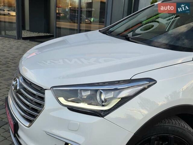 Белый Хендай Гранд Санта Фе, объемом двигателя 2.2 л и пробегом 118 тыс. км за 26950 $, фото 36 на Automoto.ua