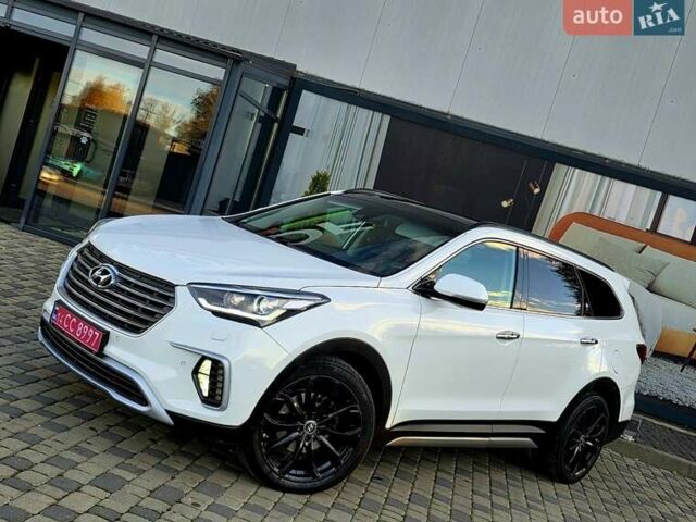 Белый Хендай Гранд Санта Фе, объемом двигателя 2.2 л и пробегом 118 тыс. км за 26950 $, фото 3 на Automoto.ua