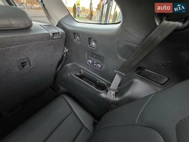 Белый Хендай Гранд Санта Фе, объемом двигателя 2.2 л и пробегом 118 тыс. км за 26950 $, фото 84 на Automoto.ua