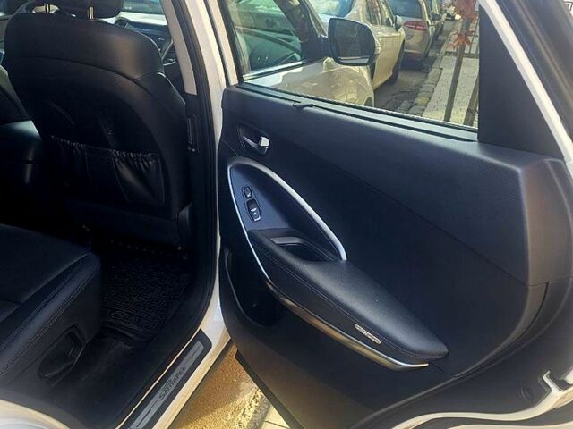 Белый Хендай Гранд Санта Фе, объемом двигателя 2.2 л и пробегом 124 тыс. км за 35000 $, фото 11 на Automoto.ua