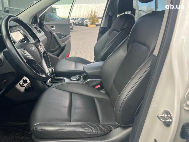 Белый Хендай Гранд Санта Фе, объемом двигателя 2.2 л и пробегом 124 тыс. км за 32580 $, фото 28 на Automoto.ua