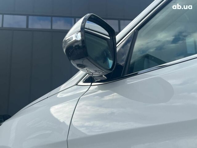 Белый Хендай Гранд Санта Фе, объемом двигателя 2.2 л и пробегом 124 тыс. км за 32580 $, фото 7 на Automoto.ua