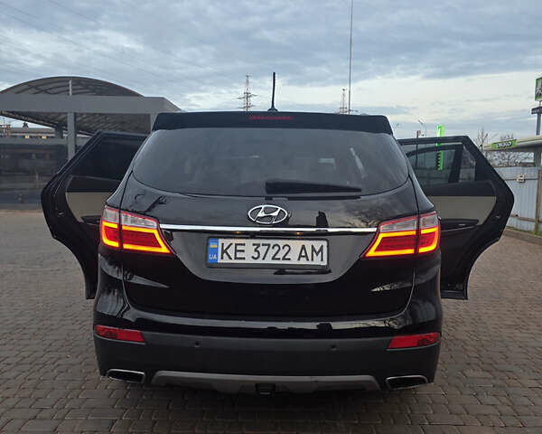 Черный Хендай Гранд Санта Фе, объемом двигателя 2.2 л и пробегом 166 тыс. км за 21150 $, фото 22 на Automoto.ua