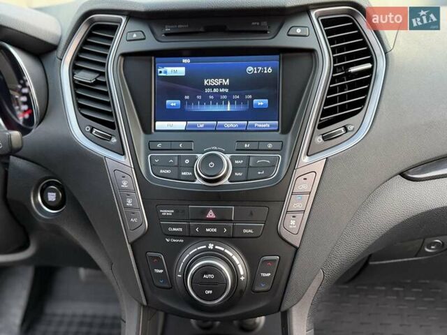 Черный Хендай Гранд Санта Фе, объемом двигателя 2.2 л и пробегом 65 тыс. км за 22700 $, фото 37 на Automoto.ua