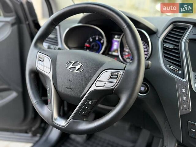 Черный Хендай Гранд Санта Фе, объемом двигателя 2.2 л и пробегом 65 тыс. км за 22700 $, фото 42 на Automoto.ua
