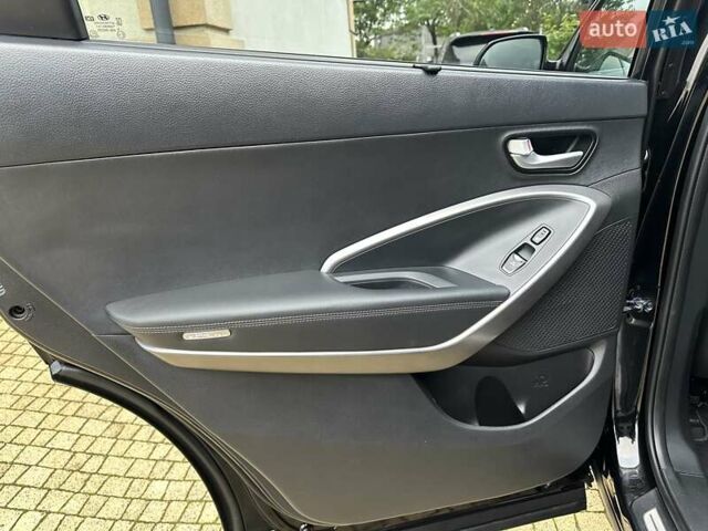 Черный Хендай Гранд Санта Фе, объемом двигателя 2.2 л и пробегом 215 тыс. км за 18999 $, фото 186 на Automoto.ua