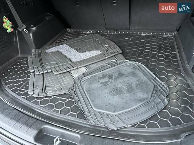 Черный Хендай Гранд Санта Фе, объемом двигателя 2.2 л и пробегом 215 тыс. км за 18999 $, фото 200 на Automoto.ua