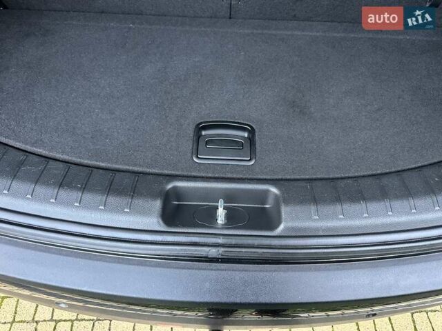 Черный Хендай Гранд Санта Фе, объемом двигателя 2.2 л и пробегом 215 тыс. км за 18999 $, фото 211 на Automoto.ua