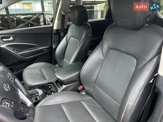 Черный Хендай Гранд Санта Фе, объемом двигателя 2.2 л и пробегом 215 тыс. км за 18999 $, фото 135 на Automoto.ua