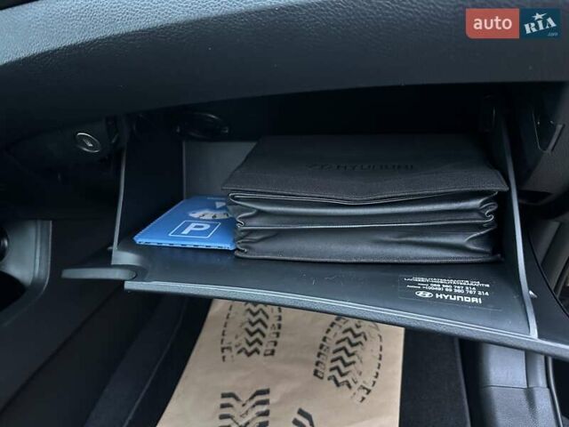 Черный Хендай Гранд Санта Фе, объемом двигателя 2.2 л и пробегом 215 тыс. км за 18999 $, фото 251 на Automoto.ua