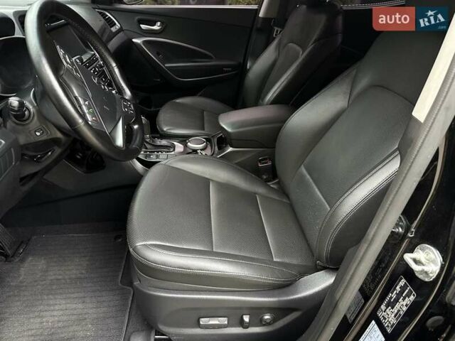 Черный Хендай Гранд Санта Фе, объемом двигателя 2 л и пробегом 158 тыс. км за 18400 $, фото 24 на Automoto.ua