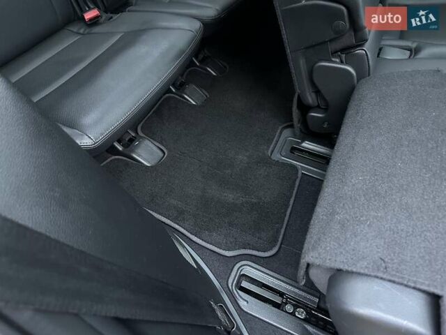 Черный Хендай Гранд Санта Фе, объемом двигателя 2.2 л и пробегом 215 тыс. км за 18999 $, фото 217 на Automoto.ua