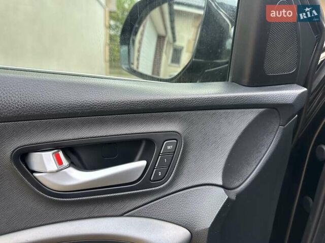 Черный Хендай Гранд Санта Фе, объемом двигателя 2.2 л и пробегом 215 тыс. км за 18999 $, фото 126 на Automoto.ua