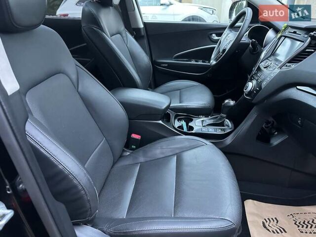 Черный Хендай Гранд Санта Фе, объемом двигателя 2.2 л и пробегом 215 тыс. км за 18999 $, фото 248 на Automoto.ua