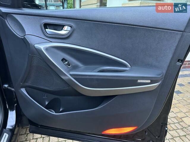 Черный Хендай Гранд Санта Фе, объемом двигателя 2.2 л и пробегом 215 тыс. км за 18999 $, фото 237 на Automoto.ua