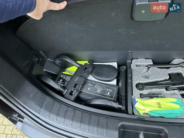 Черный Хендай Гранд Санта Фе, объемом двигателя 2.2 л и пробегом 215 тыс. км за 18999 $, фото 210 на Automoto.ua