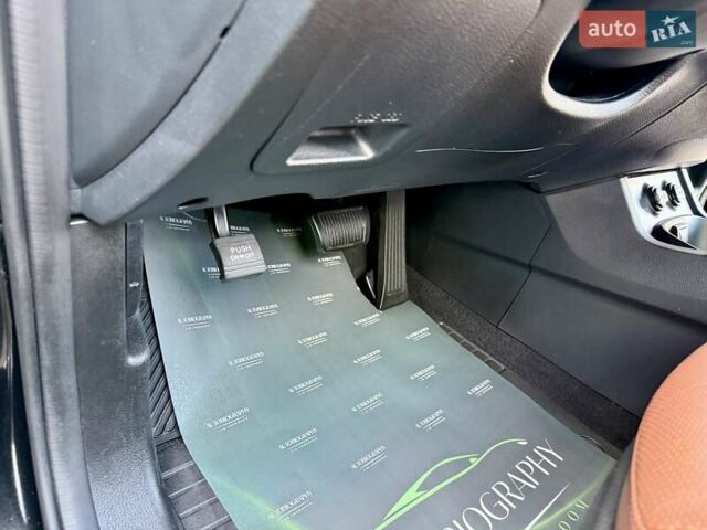 Чорний Хендай Гранд Санта Фє, об'ємом двигуна 3.3 л та пробігом 248 тис. км за 16900 $, фото 32 на Automoto.ua