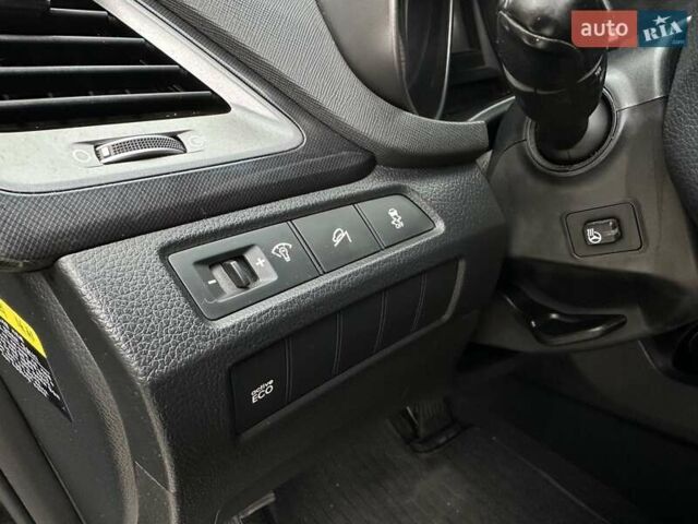 Черный Хендай Гранд Санта Фе, объемом двигателя 2 л и пробегом 158 тыс. км за 18400 $, фото 26 на Automoto.ua